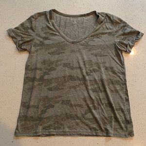 American Eagle Camo V-Neck T-Shirt